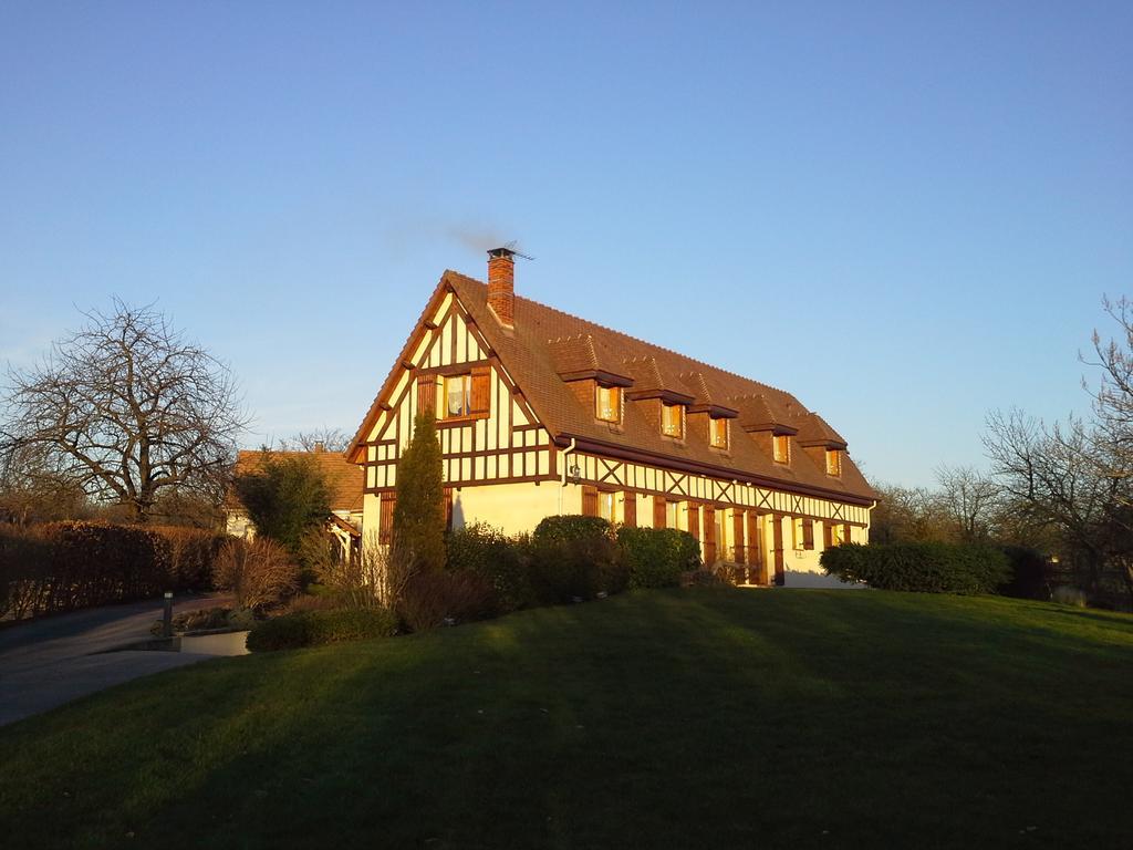 Chambres D'Hotes Au Temps Des Cerises Jumieges Luaran gambar