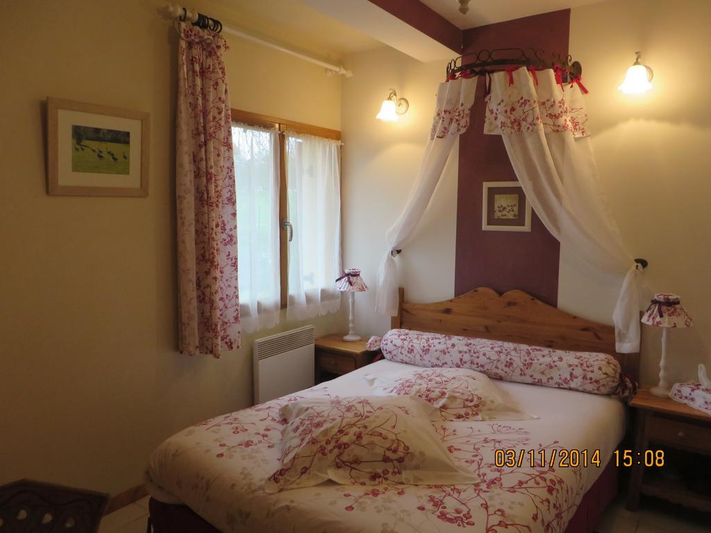 Chambres D'Hotes Au Temps Des Cerises Jumieges Bilik gambar